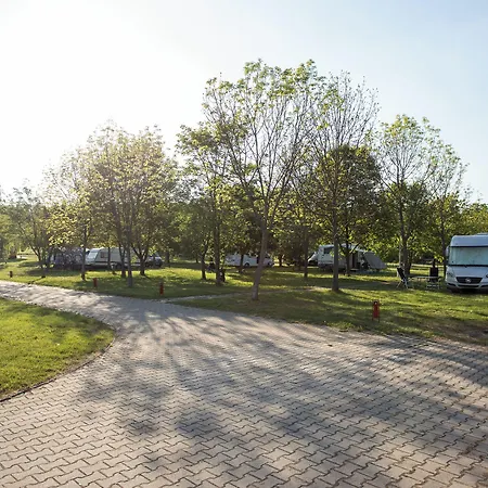 Camping Dzban