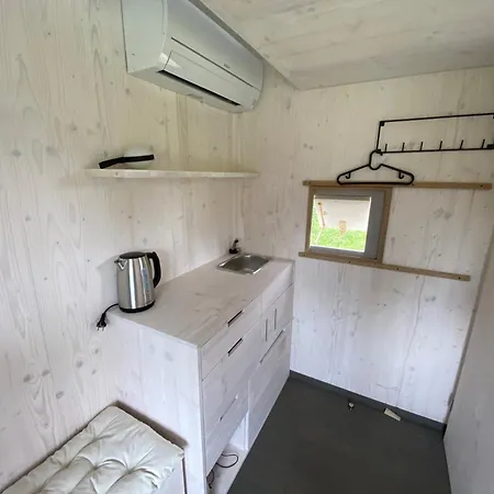 Dzban Camping *